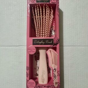 Ed hardy pink detangling brush BNWT